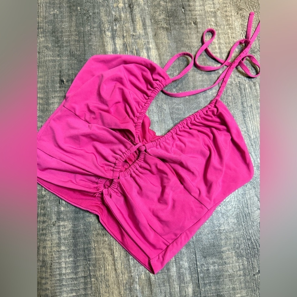 Forever 21 Fuchsia Crop Top